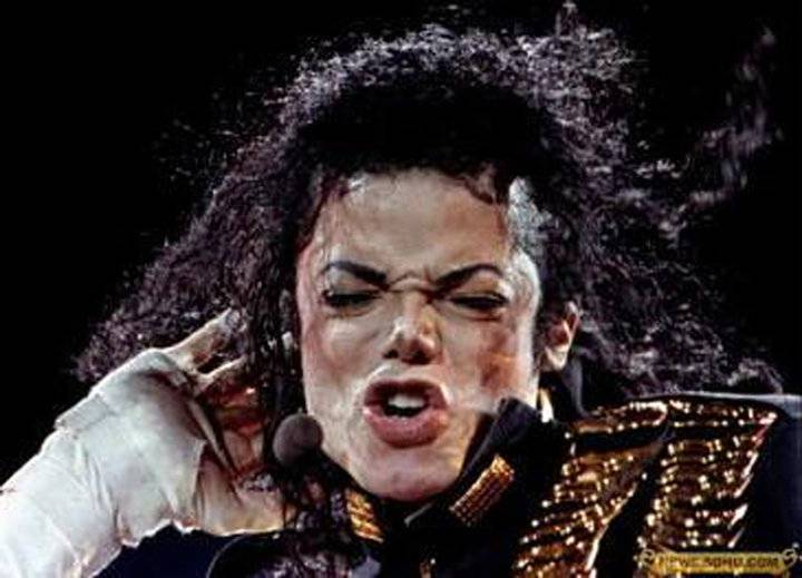 迈克杰克逊怎么变白的(MJ王子二世)